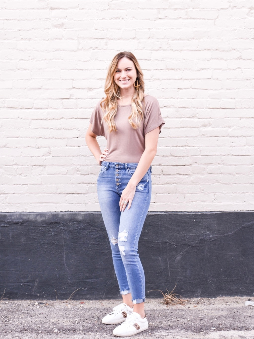 mocha 1 outfit ideas